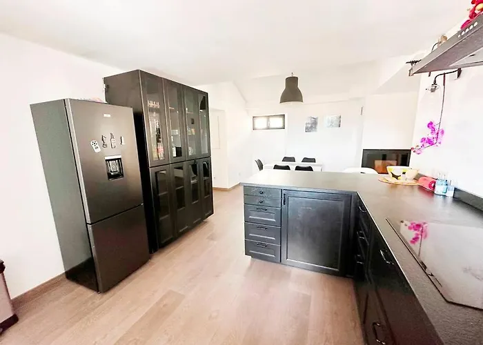 Magnifique Duplex De 130 M² A 科尔特