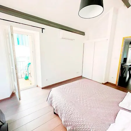 Magnifique Duplex De 130 M² A