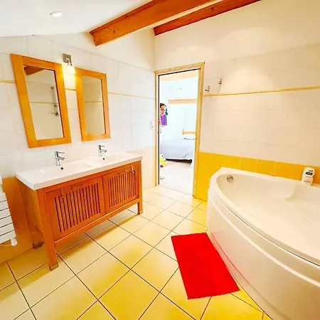 Magnifique Duplex De 130 M² A Apartment